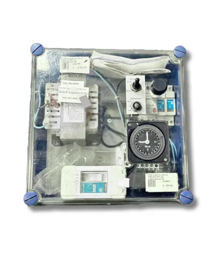 [FIAI.CAJ.0002] Caja/Control 2HP- reloj programador/auto/ -25A- 230V 60HZ F. ELECTRICO